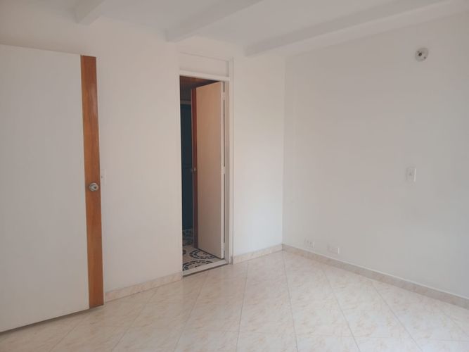 Apartamento de 3 alcobas en arriendo en El Poblado, Medellín, 98 m² · foto 7 de 18