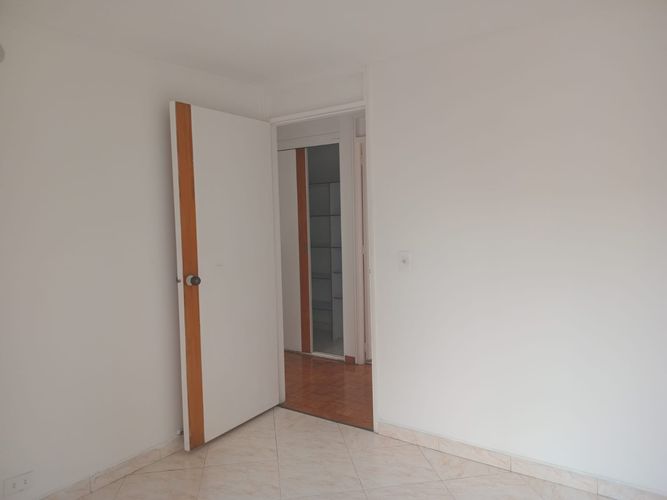 Apartamento de 3 alcobas en arriendo en El Poblado, Medellín, 98 m² · foto 11 de 18