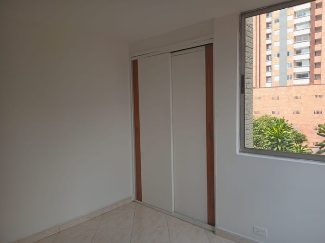 Apartamento de 3 alcobas en arriendo en El Poblado, Medellín, 98 m² · foto 13 de 18