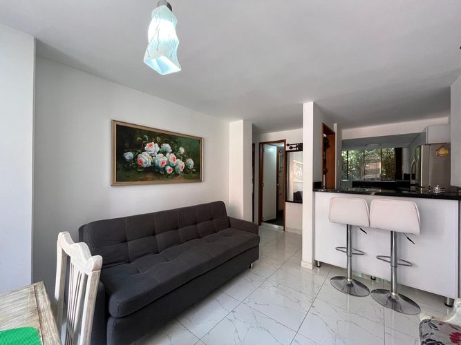 Apartamento de 2 alcobas en arriendo en El Poblado, Medellín, 56 m² · foto 4 de 20