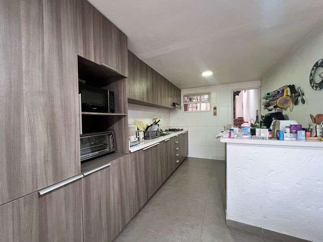 Casa de 4 alcobas en venta en Escobero, Envigado, 220 m² · foto 6 de 17