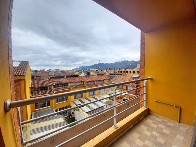 Apartamento de 3 alcobas en venta en Santa Maria Del Lago, Chía, 81 m² · foto 4 de 18