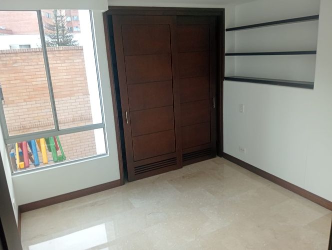 Apartamento de 3 alcobas en arriendo en Laureles, Medellín, 100 m² · foto 9 de 15