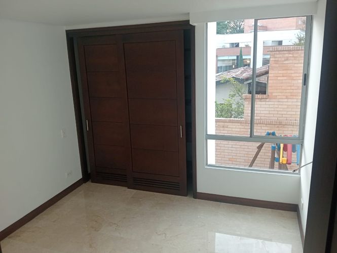 Apartamento de 3 alcobas en arriendo en Laureles, Medellín, 100 m² · foto 10 de 15
