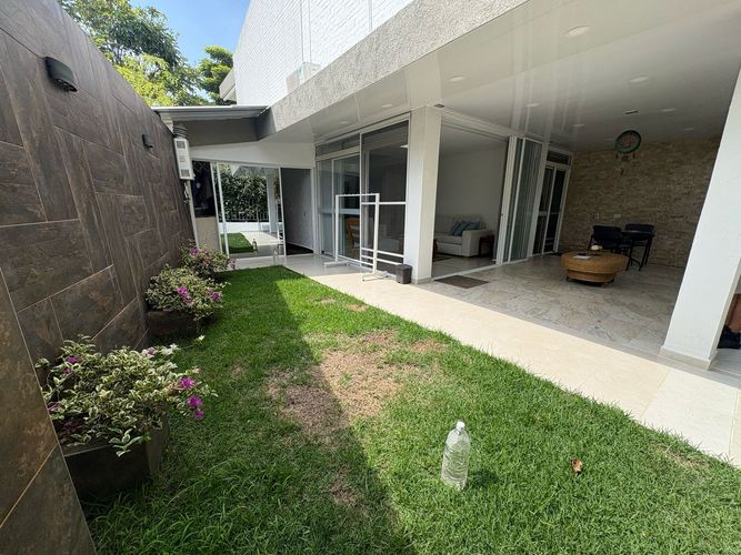 Casa de 3 alcobas en venta en El Castillo, Jamundí, 112 m² · foto 3 de 24
