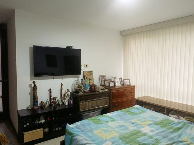 Apartamento de 3 alcobas en venta en Loma De Los Bernal, Medellín, 79 m² · foto 13 de 17