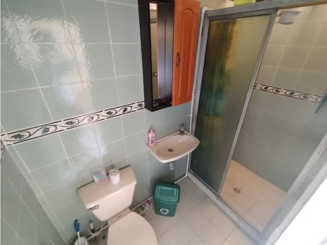 Casa de 4 alcobas en venta en Campo Valdes No.1, Medellín, 320 m² · foto 14 de 17