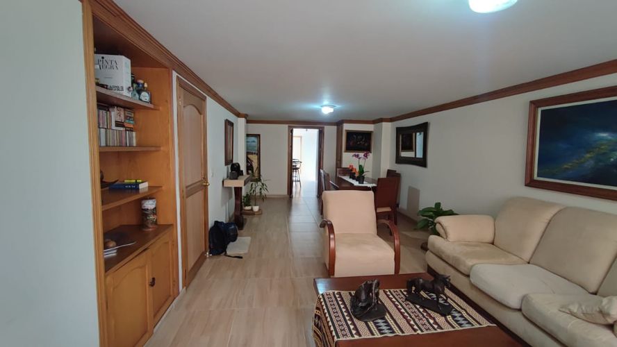 Apartamento de 3 alcobas en venta en Palermo, Manizales, 133 m² · foto 2 de 24