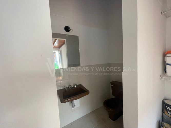 Casa de 3 alcobas en venta en Villa Antigua, Villa del Rosario, 848 m² · foto 14 de 16