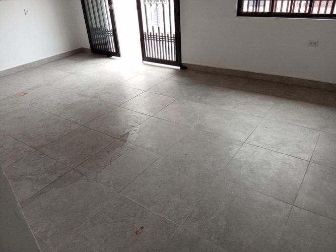 Local en arriendo en El Malecón, Girón, 25 m² · foto 4 de 5