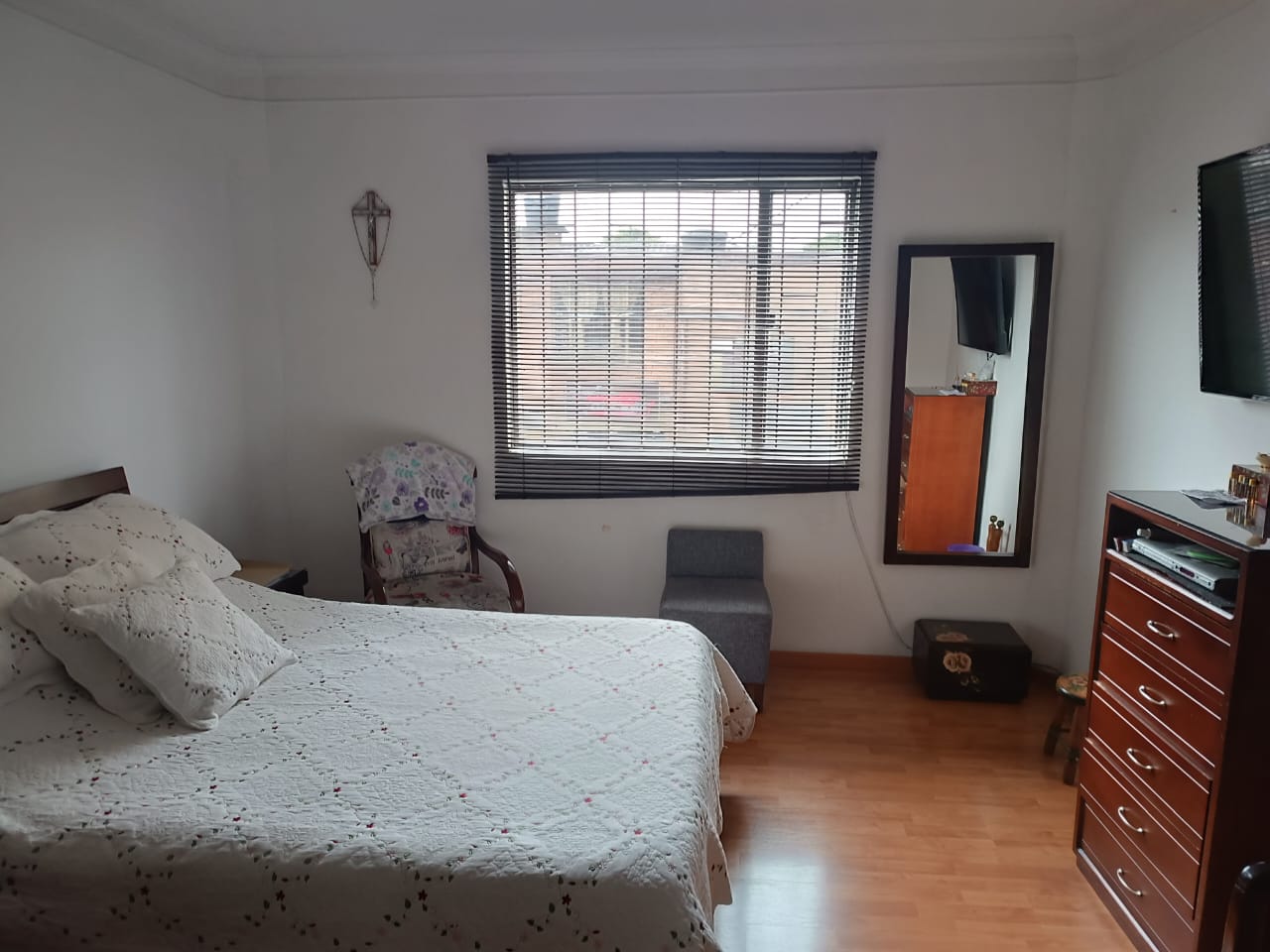 Casa en venta en Barrios Unidos, Bogotá · foto 2 de 24