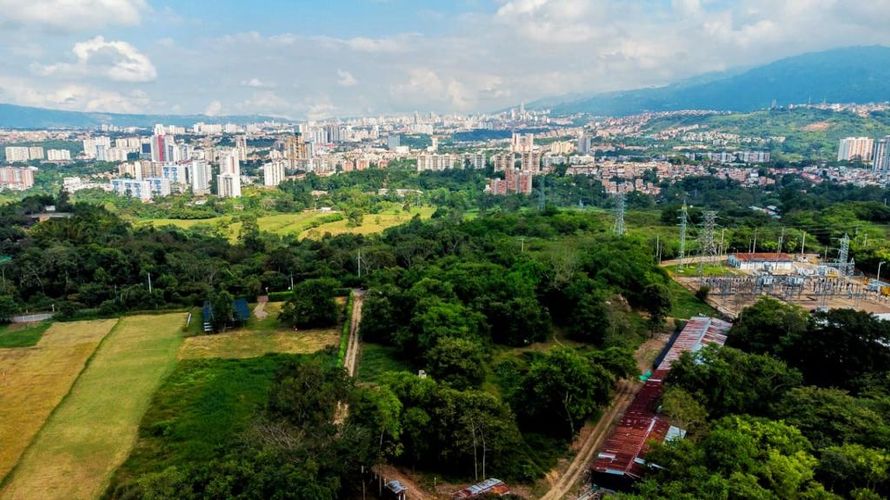 Lote en venta en Ruitoque Condominio, Floridablanca, 30000 m² · foto 4 de 5