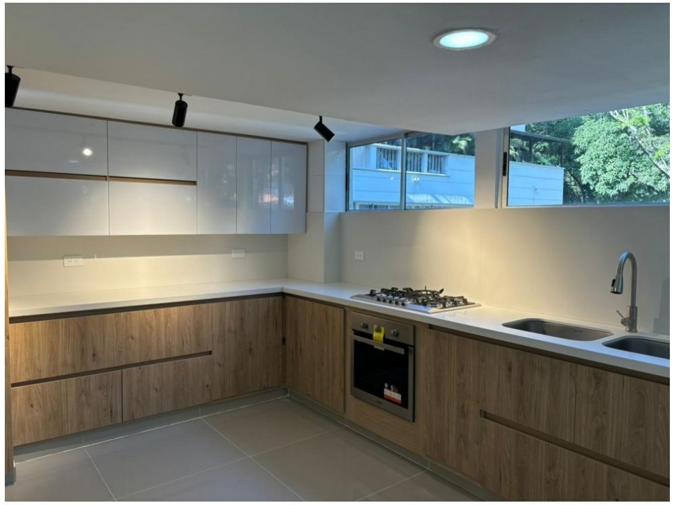 Apartamento en Venta en El Poblado, Medellín - Miniatura 10