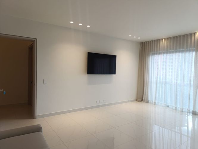 Casa de 4 alcobas en venta en El Poblado, Medellín, 400 m² · foto 14 de 20