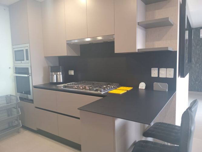 Apartamento de 2 alcobas en arriendo en El Poblado, Medellín, 108 m² · foto 8 de 20