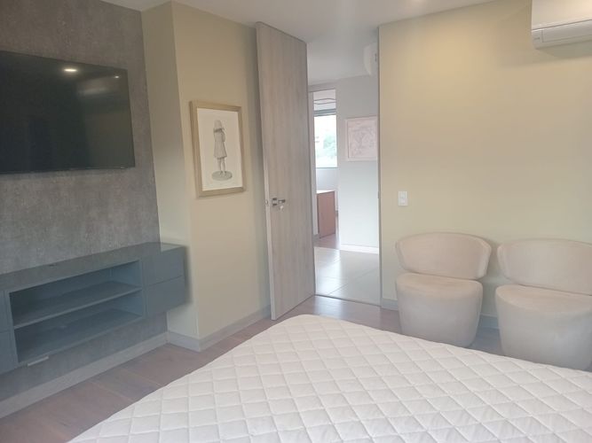 Apartamento de 2 alcobas en arriendo en El Poblado, Medellín, 108 m² · foto 17 de 20