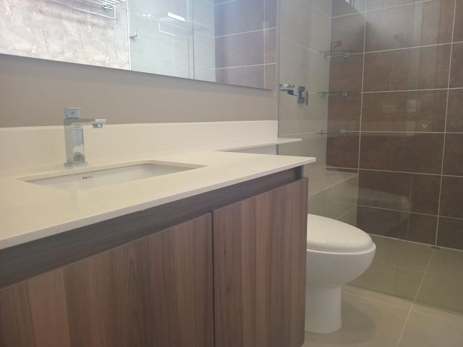 Apartamento de 2 alcobas en arriendo en El Poblado, Medellín, 108 m² · foto 18 de 20