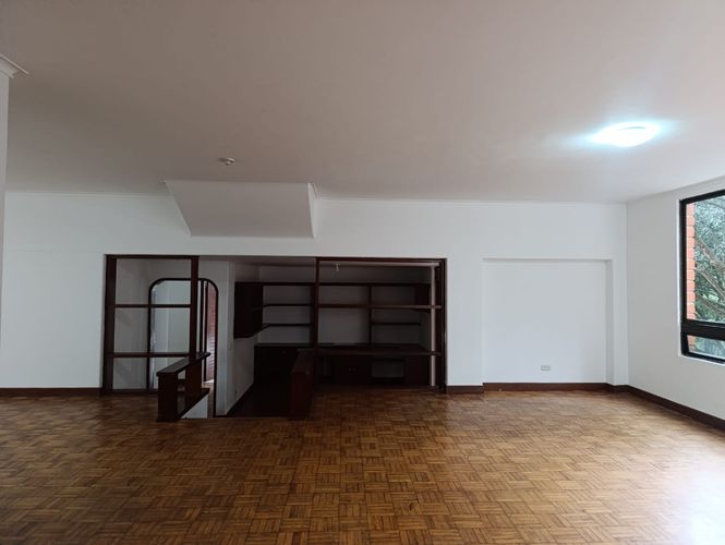 Apartamento de 3 alcobas en arriendo en El Poblado, Medellín, 171 m² · foto 3 de 19