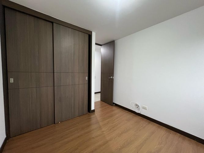 Apartamento de 3 alcobas en arriendo en Cumbres, Envigado, 90 m² · foto 8 de 15