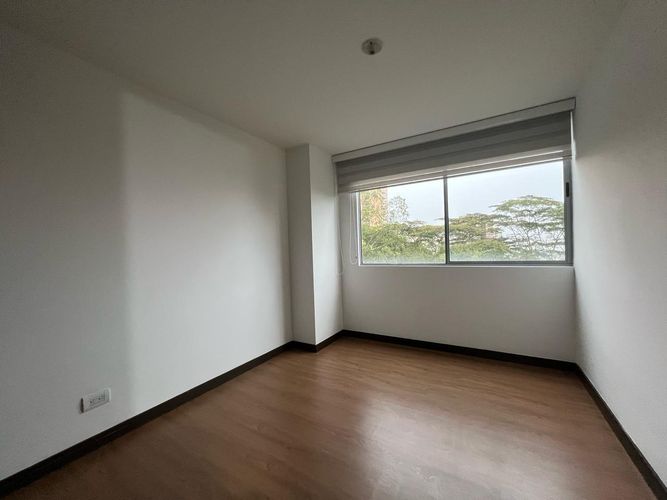 Apartamento de 3 alcobas en arriendo en Cumbres, Envigado, 90 m² · foto 12 de 15