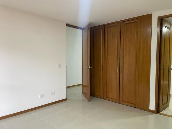 Apartamento de 3 alcobas en arriendo en Vegas De La Doctora, Sabaneta, 110 m² · foto 9 de 19