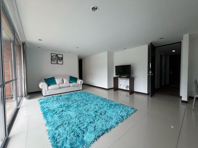 Apartamento de 3 alcobas en arriendo en Cumbres, Envigado, 87 m² · foto 4 de 18