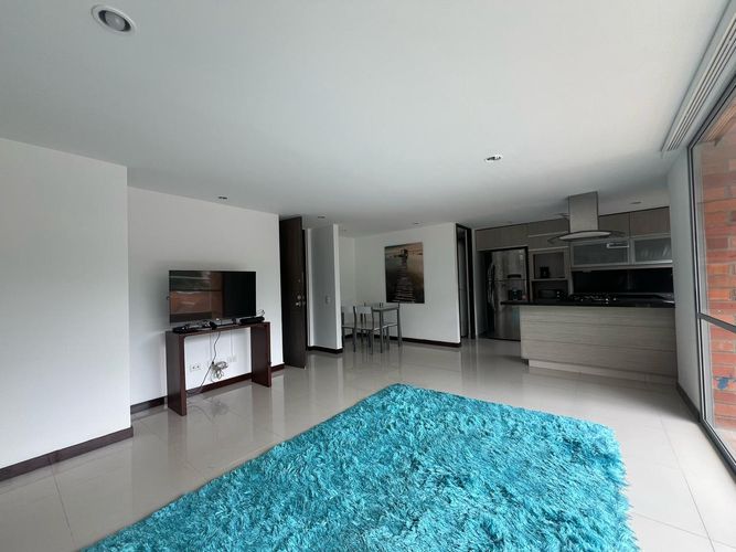 Apartamento de 3 alcobas en arriendo en Cumbres, Envigado, 87 m² · foto 5 de 18