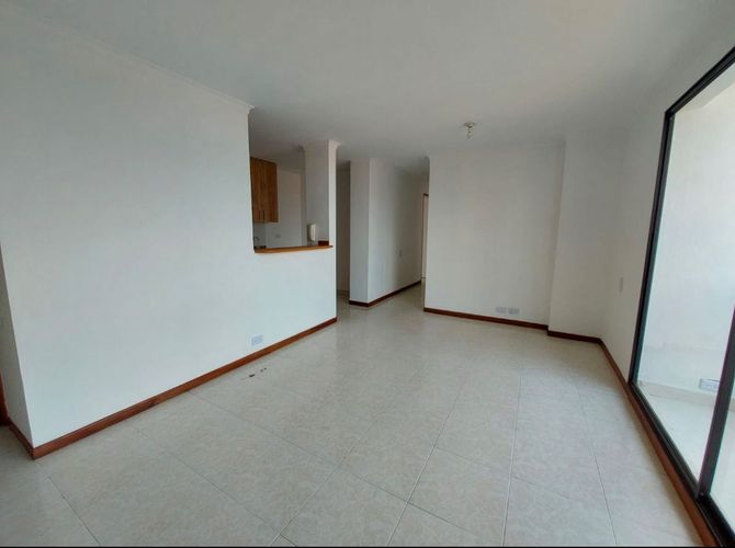 Apartamento de 2 alcobas en arriendo en El Poblado, Medellín, 65 m² · foto 2 de 13