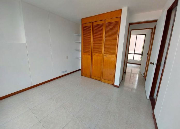 Apartamento de 2 alcobas en arriendo en El Poblado, Medellín, 65 m² · foto 10 de 13