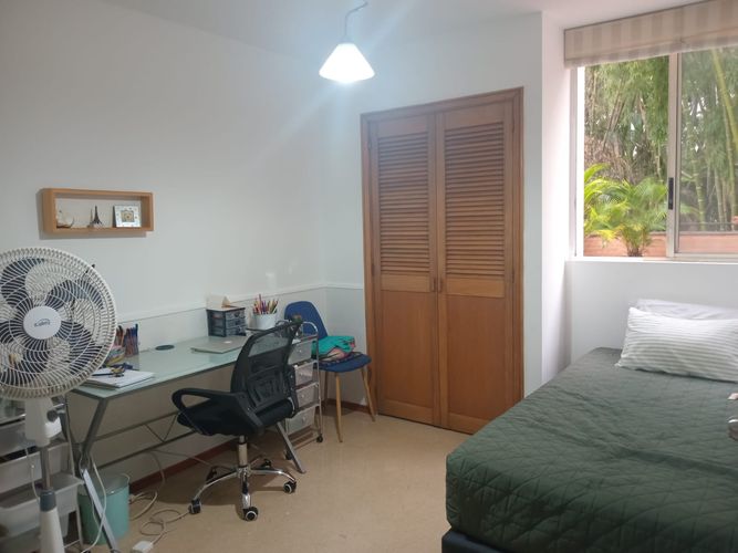 Apartamento de 3 alcobas en venta en El Poblado, Medellín, 130 m² · foto 13 de 16