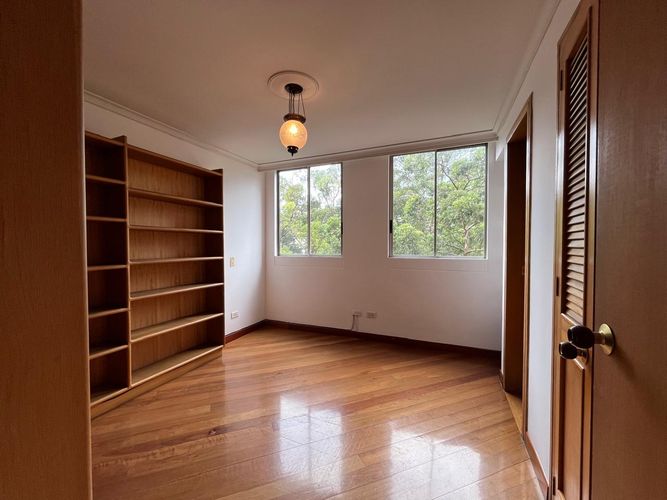 Apartamento de 4 alcobas en venta en El Poblado, Medellín, 204 m² · foto 14 de 19