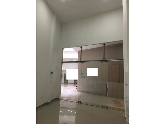Local en arriendo en Cable, Manizales, 32 m² · foto 3 de 9