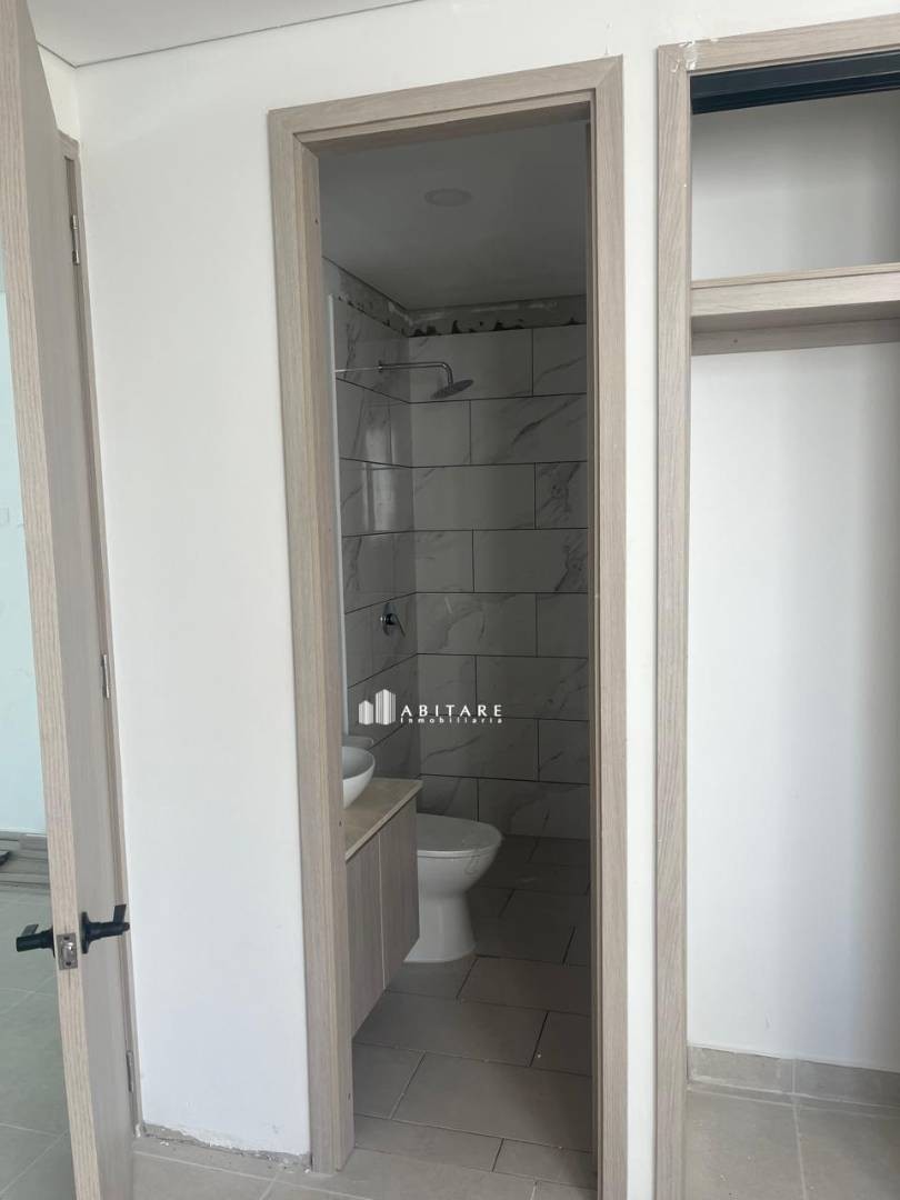 Apartamento en venta en Manga, Cartagena · foto 4 de 10