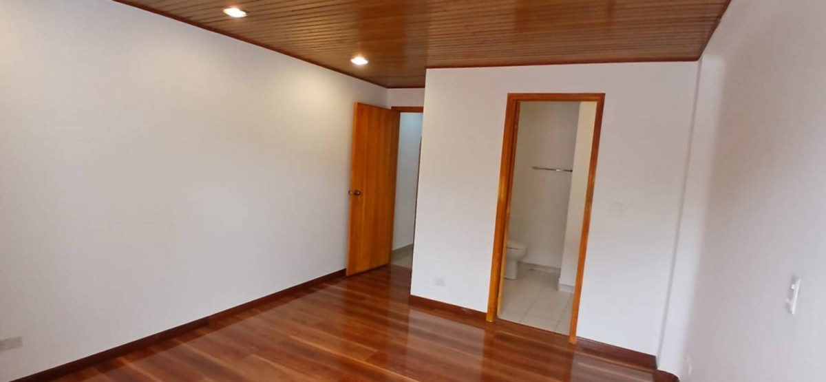 Apartamento en venta en Chico Norte, Bogotá · foto 17 de 24