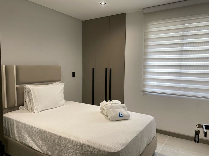 Apartamento de 3 alcobas en venta en El Poblado, Medellín, 148 m² · foto 14 de 19