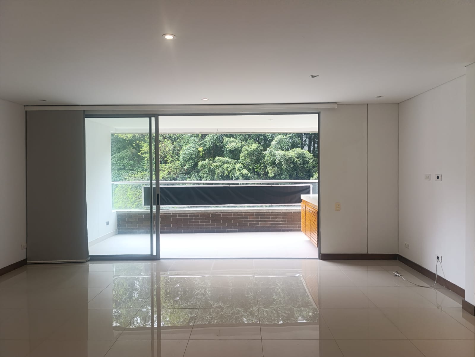 Apartamento en arriendo en El Poblado, Medellín · foto 2 de 17