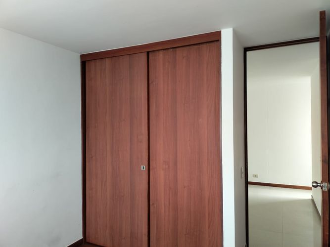 Apartamento de 3 alcobas en arriendo en El Poblado, Medellín, 90 m² · foto 12 de 18
