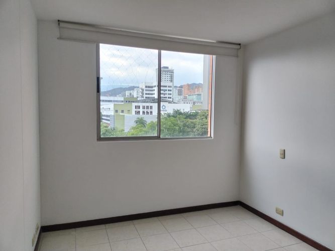 Apartamento de 3 alcobas en arriendo en El Poblado, Medellín, 90 m² · foto 13 de 19