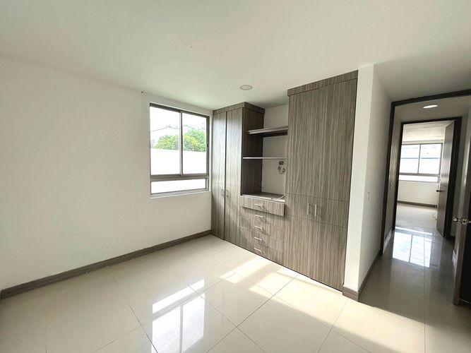 Apartamento de 3 alcobas en venta en Crespo, Cartagena, 107 m² · foto 6 de 16
