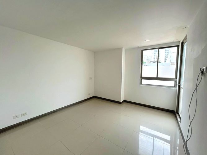 Apartamento de 3 alcobas en venta en Crespo, Cartagena, 107 m² · foto 13 de 16