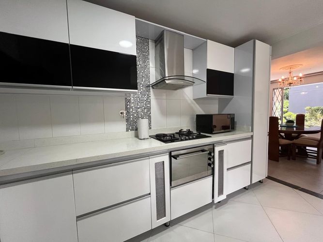 Apartamento de 3 alcobas en venta en San Lucas, Medellín, 148 m² · foto 9 de 17