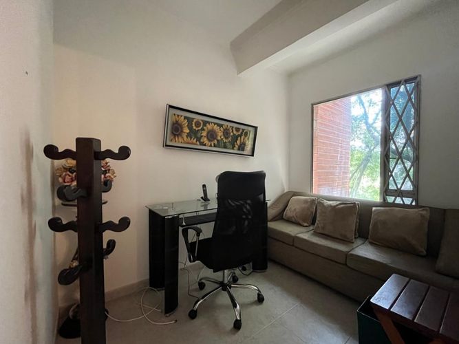 Apartamento de 3 alcobas en venta en San Lucas, Medellín, 148 m² · foto 10 de 17