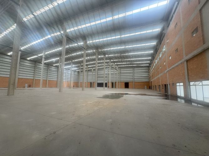 Bodega en venta en Parque Industrial Santo Domingo, Madrid · foto 6 de 6