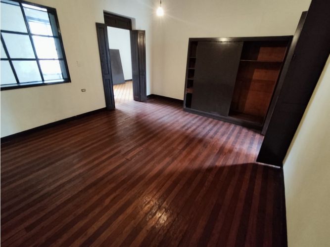 Casa de 8 alcobas en venta en Guayaquil, Medellín, 624 m² · foto 10 de 24
