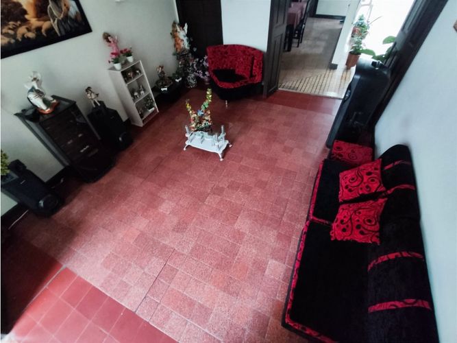 Casa de 8 alcobas en venta en Guayaquil, Medellín, 624 m² · foto 13 de 24