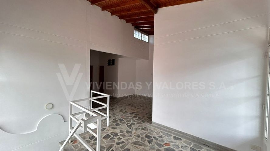 Casa de 5 alcobas en venta en Bellavista, Los Patios, 183 m² · foto 12 de 20
