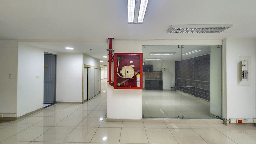 Local en venta en Comuneros, Piedecuesta, 316 m² · foto 15 de 17