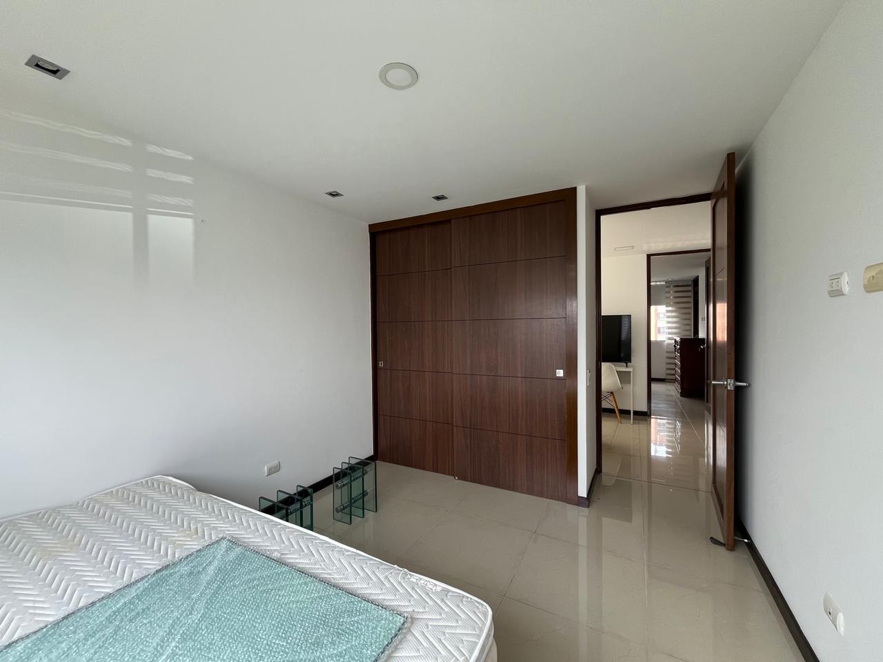 Apartamento en arriendo en El Poblado, Medellín · foto 12 de 19