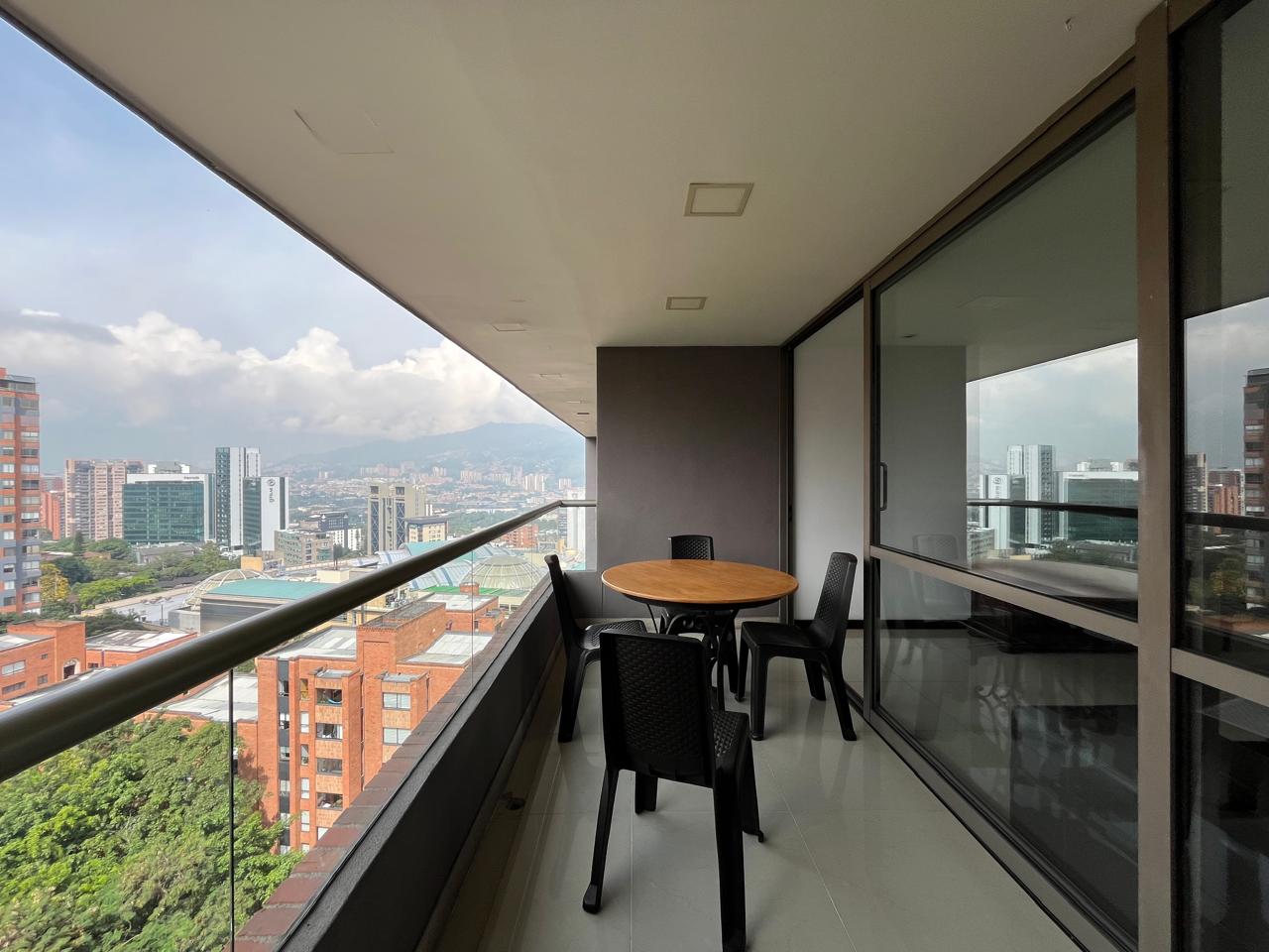 Apartamento en arriendo en El Poblado, Medellín · foto 18 de 19
