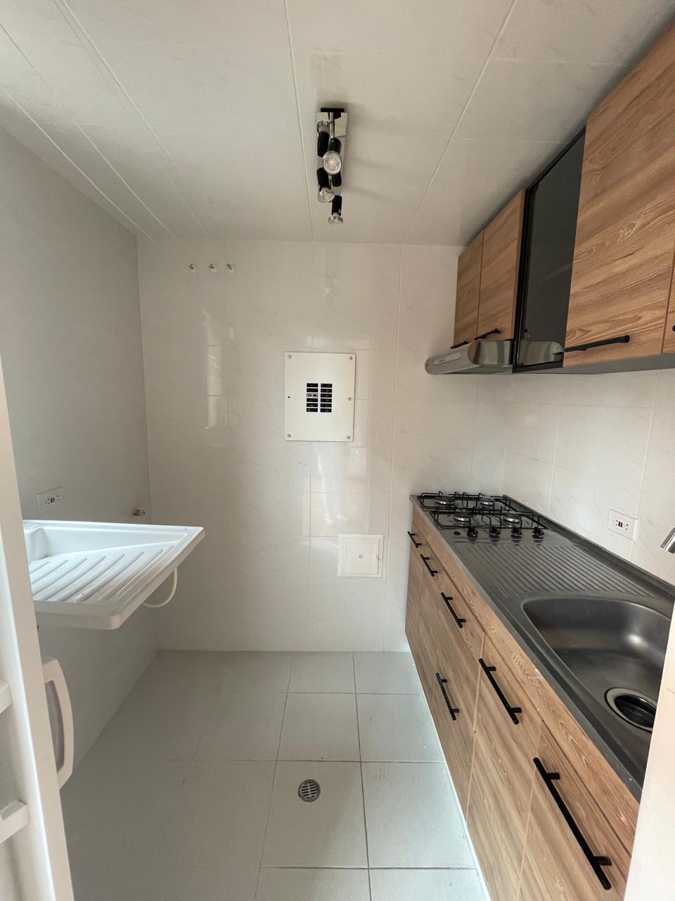 Apartamento en venta en Santa Barbara, Bogotá · foto 7 de 15